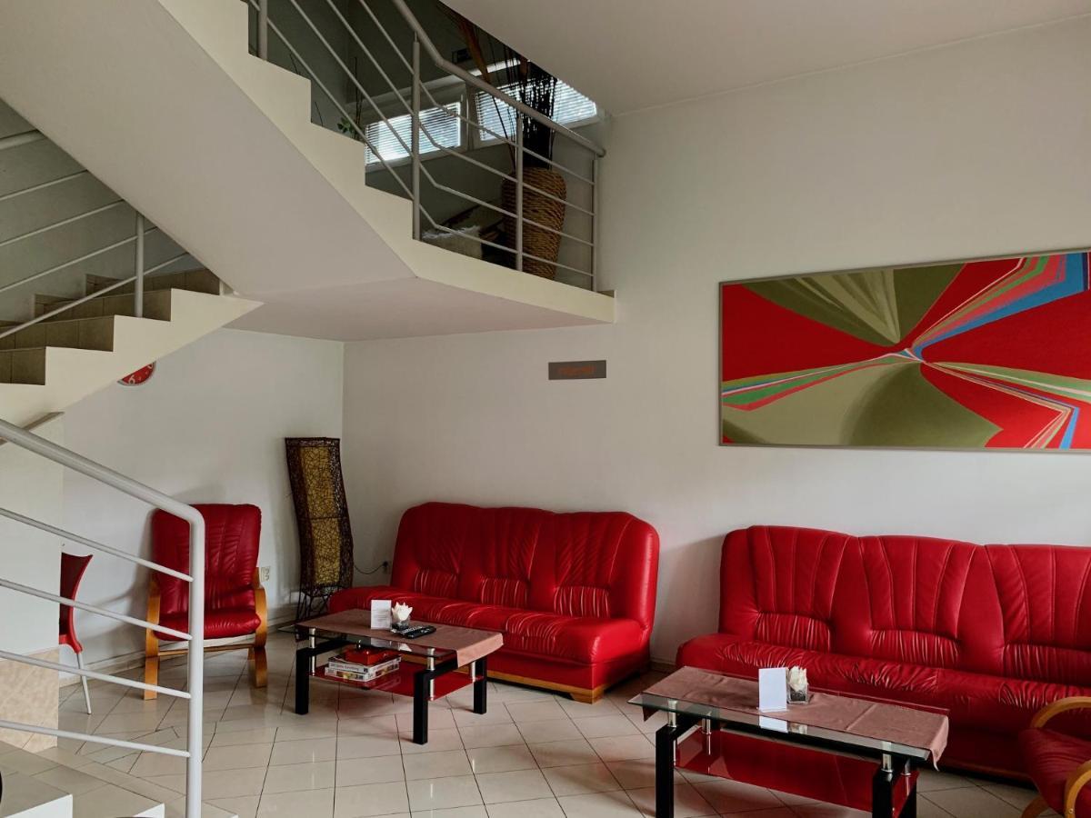Hotel Orlan Bratislava Exterior photo